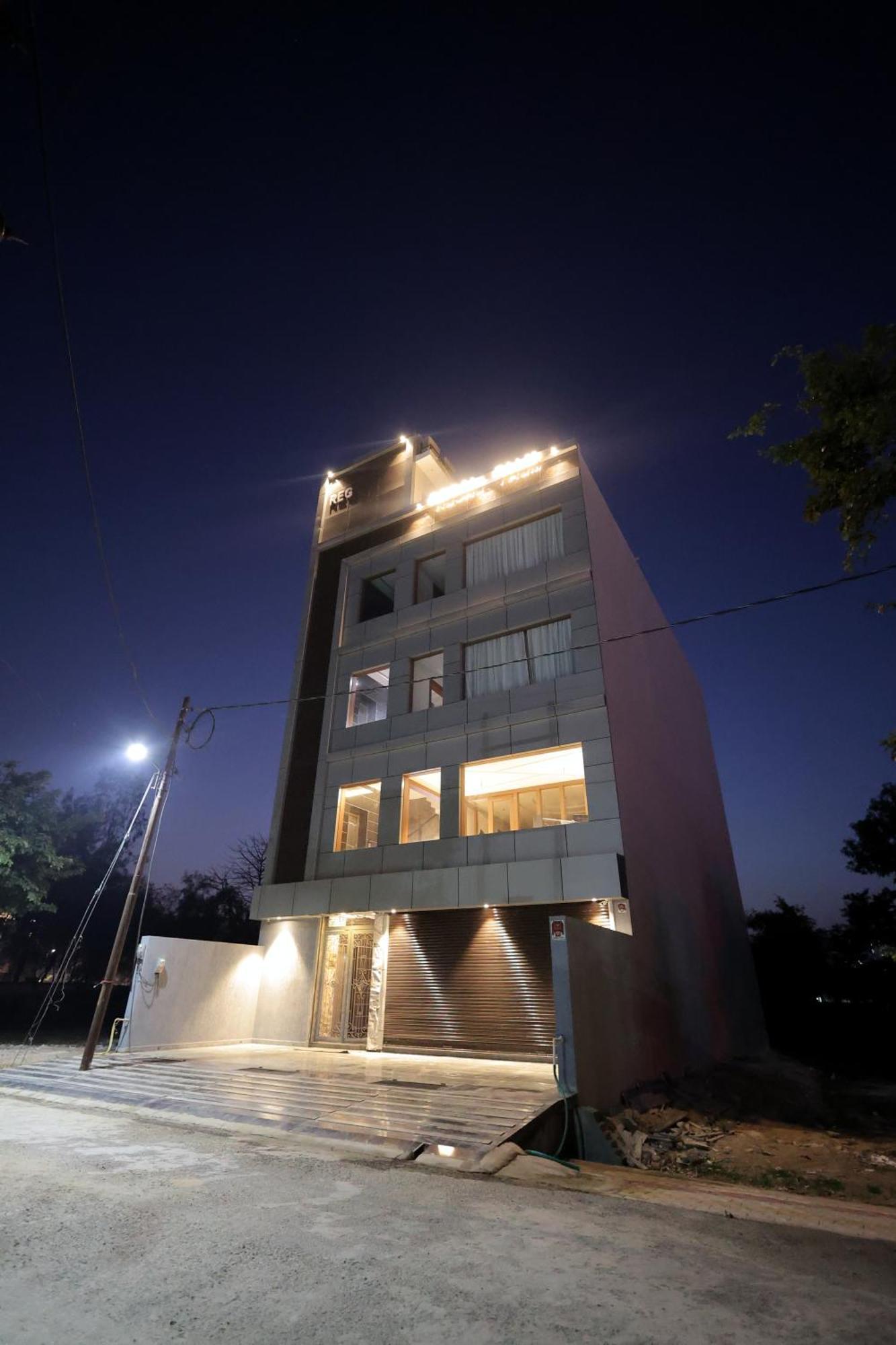 Hotel Regal Palm Moradabad Exterior photo